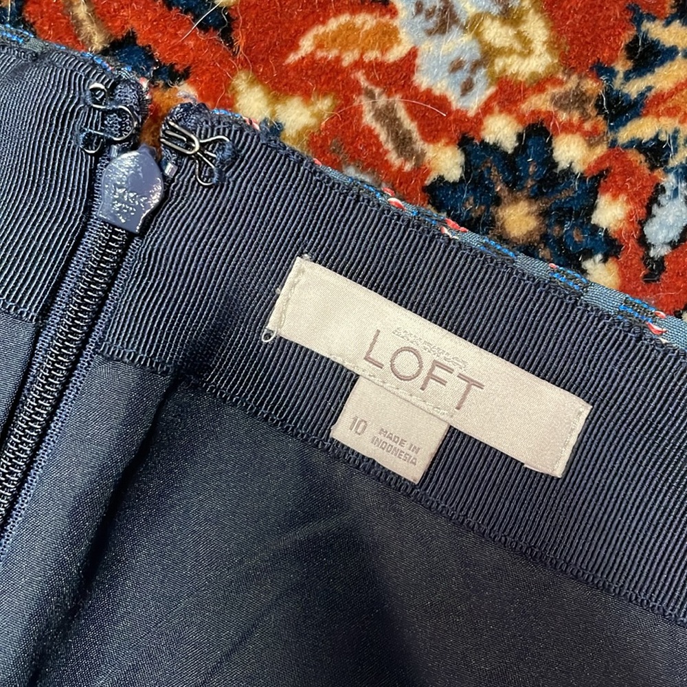 Loft pattern Skirt - Picture 3 of 5